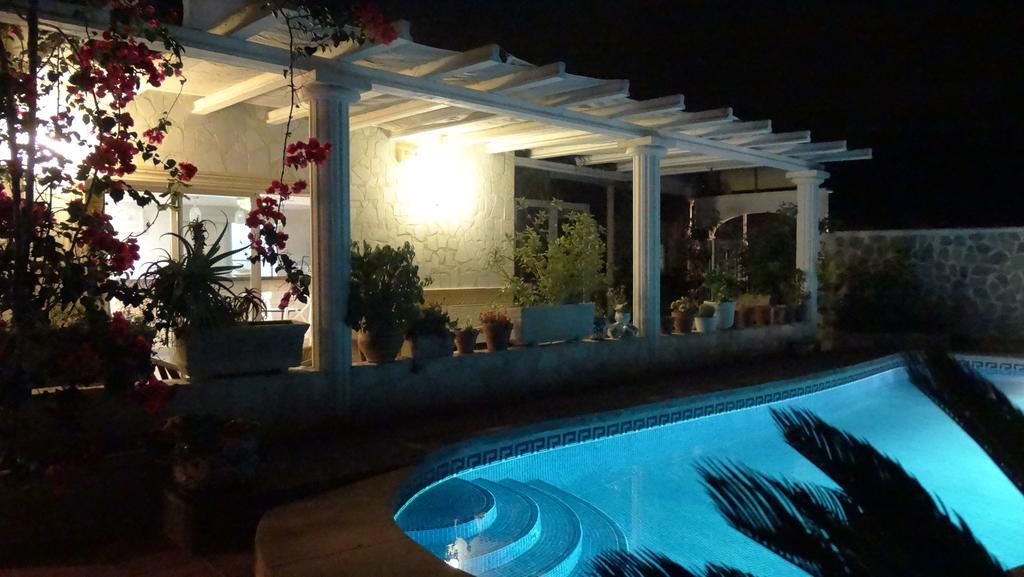 Hostal La Paloma I Кальпе Экстерьер фото